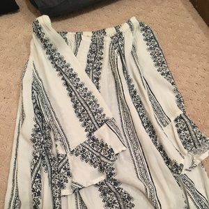 Altar’d State patterned off the shoulder top!!